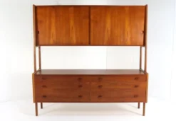 Hans Wegner pour RY mobiler RY-20 kast - Deens design