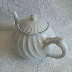Haviland Limoges service à café Torse blanc doré 20 pièces 8 tasses