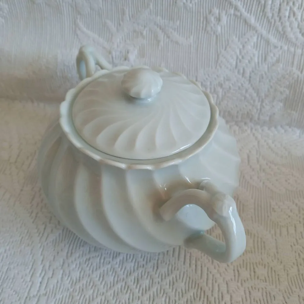 Haviland Limoges service à café Torse blanc doré 20 pièces 8 tasses