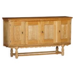 Henning Kjærnulf pour EG Møbler, buffet en Oak massif, moderne danois, années 1960