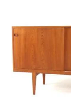 Henry Rosengren Hansen pour le buffet Brande Møbelindustri modèle 49 | 240 cm