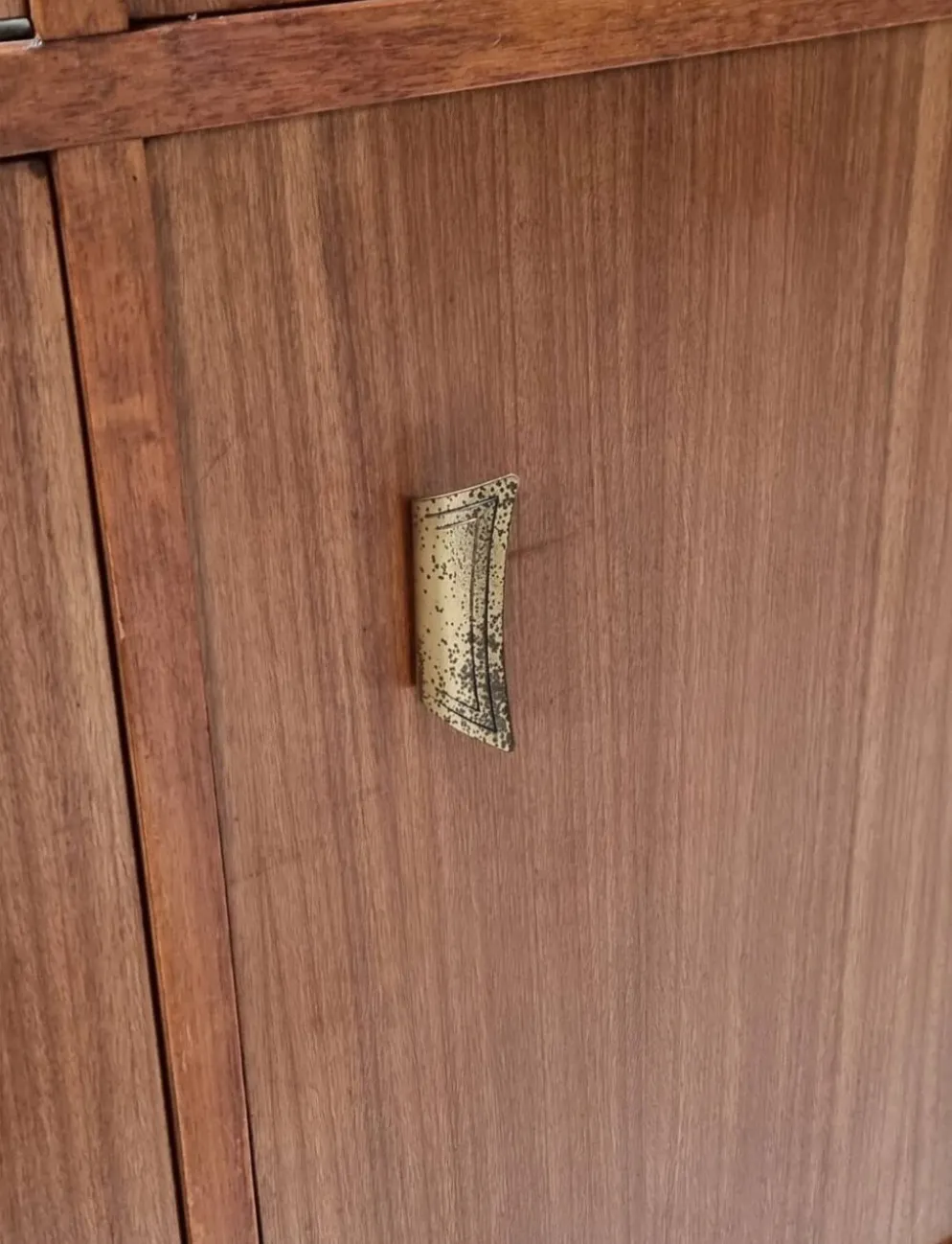Highboard du milieu du siècle