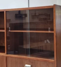 Highboard du milieu du siècle
