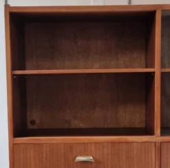 Highboard du milieu du siècle