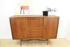 Highboard en teck avec portes et tiroirs, années 1960