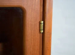 Highboard par Dyrlund vitrine en teck scandinave des années 1970 danoise