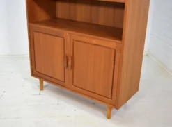 Highboard par Dyrlund vitrine en teck scandinave des années 1970 danoise