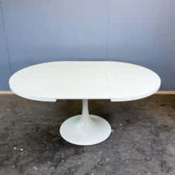 Icônes de design de l'ère spatiale : ensemble de salle à manger 'Set-Line' par K. Schäfer pour Lübke, années 1960.