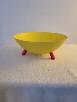 Iconique coupe à fruits / Saladier Memphis IKEA Hyfsad PS 2013 - Ola Wihlbo