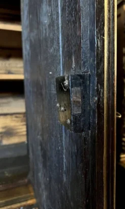 Important Cabinet Style Renaissance En Noyer