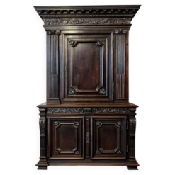 Important Cabinet Style Renaissance En Noyer