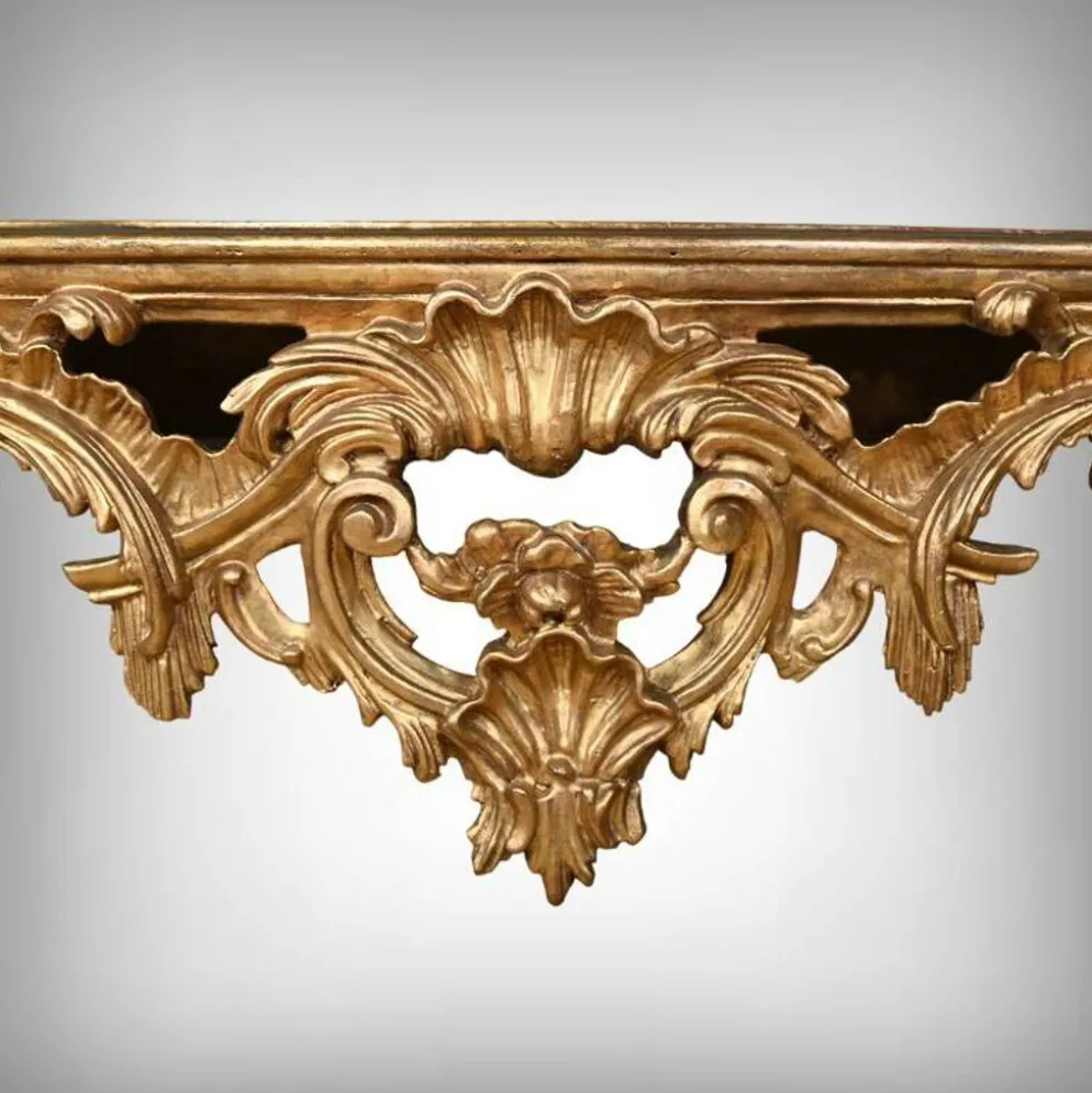 Importante console d’applique en bois doré, style Louis XV – Milieu XXe