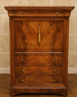 Important secrétaire a doucine époque Louis Philippe en noyer, XIXe siècle