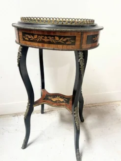 Jardinière Napoléon III en bois noirci et marqueterie de bois clair XIX siè