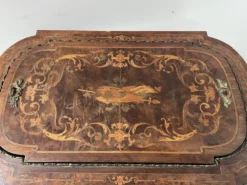 Jardinière Napoléon III en bois de placage XIX siècle