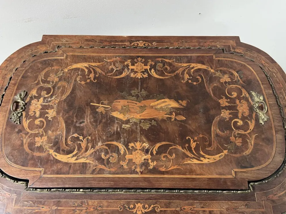 Jardinière Napoléon III en bois de placage XIX siècle