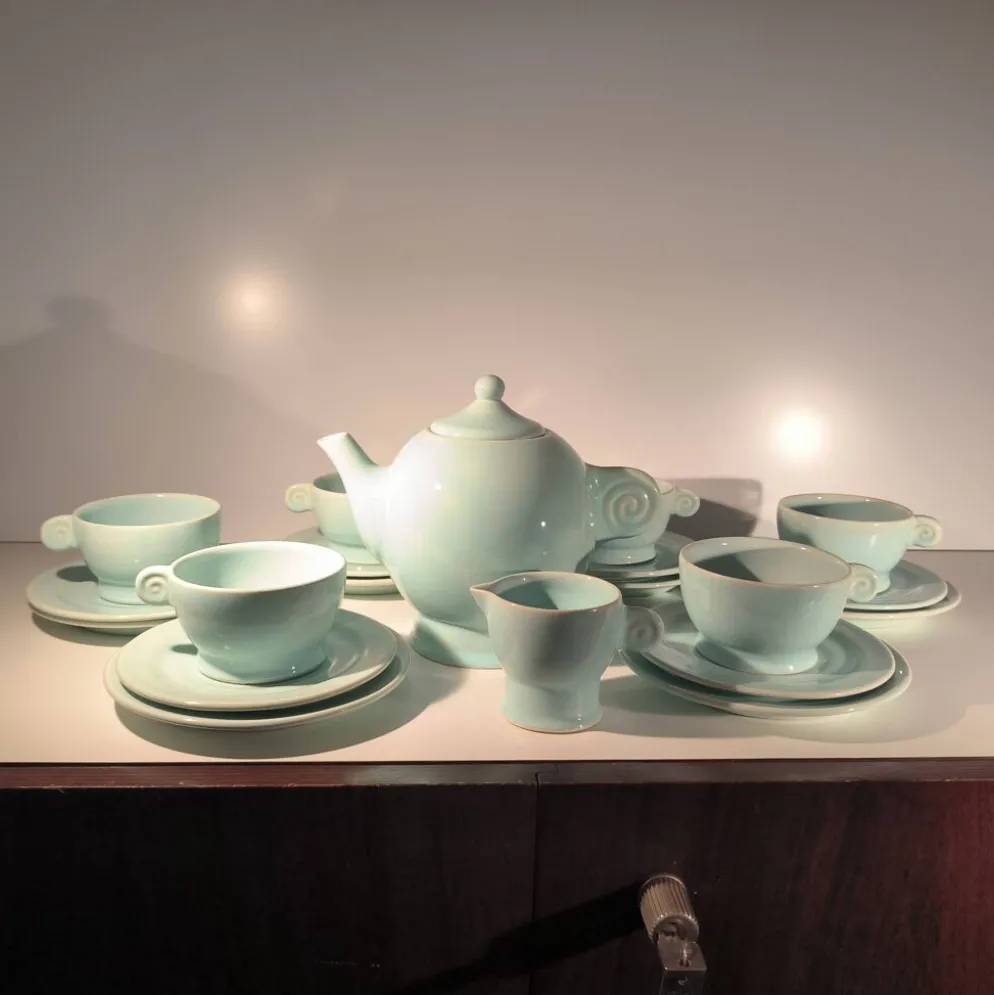 Jean luce pour villeroy & boch mettlach, rare service à thé art déco bleu c