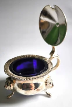Jeu de caviar ou condiments bleu cobalt première moitié du XXe siècle