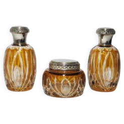 Jeu de toilette en cristal de Bohême. République tchèque, années 1950.