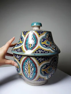 Jobbana ancienne de Fès en faïence polychrome, Maroc XXe