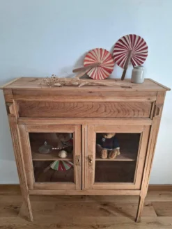 Joli haut de buffet vitrine esprit campagne