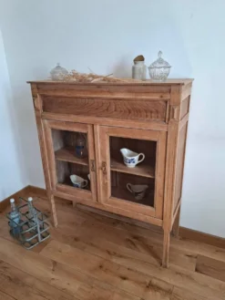 Joli haut de buffet vitrine esprit campagne