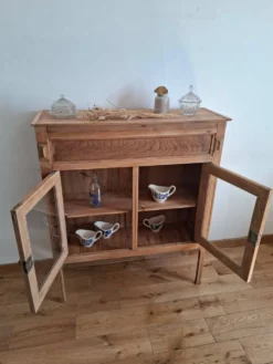 Joli haut de buffet vitrine esprit campagne
