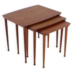 Jørgen Aakjær Jørgensen pour les tables gigognes Møbelintarsia - design danois