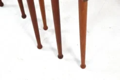 Jørgen Aakjær Jørgensen pour les tables gigognes Møbelintarsia - design danois