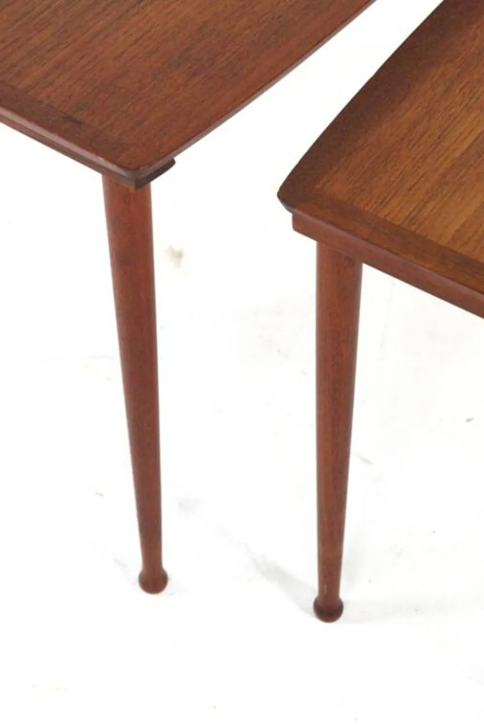 Jørgen Aakjær Jørgensen pour les tables gigognes Møbelintarsia - design danois