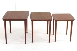 Jørgen Aakjær Jørgensen pour les tables gigognes Møbelintarsia - design danois
