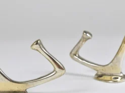 Jusqu'à 6 crochets muraux en nickel et laiton Art Nouveau Adolf Loos Café Capua Vienne, années 1900
