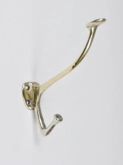 Jusqu'à 6 crochets muraux en nickel et laiton Art Nouveau Adolf Loos Café Capua Vienne, années 1900