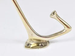 Jusqu'à 6 crochets muraux en nickel et laiton Art Nouveau Adolf Loos Café Capua Vienne, années 1900