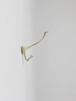 Jusqu'à 6 crochets muraux en nickel et laiton Art Nouveau Adolf Loos Café Capua Vienne, années 1900