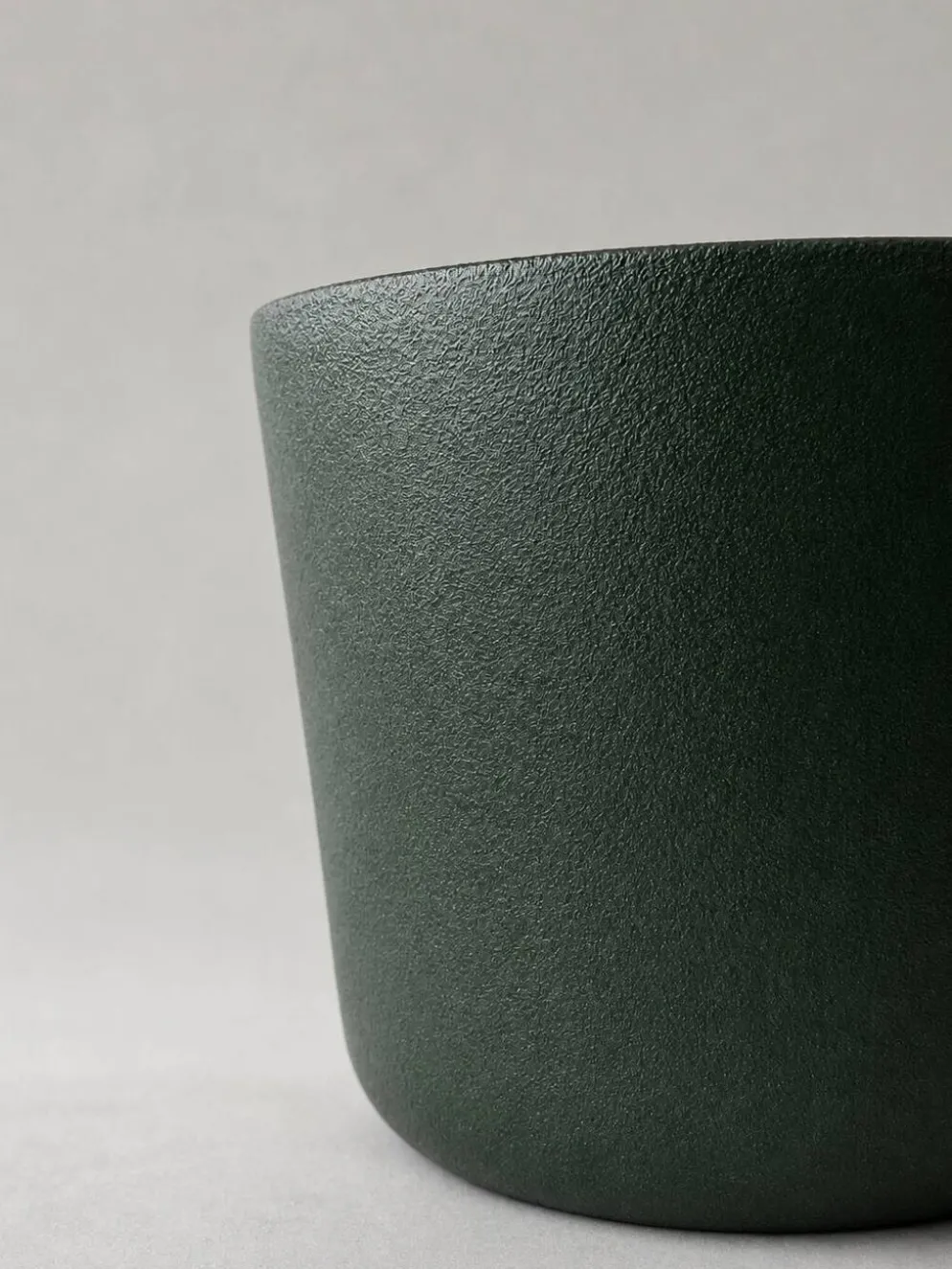 Kissul "kuromidori" (vert pin) - la tasse urushi moderne - kyoto, japon