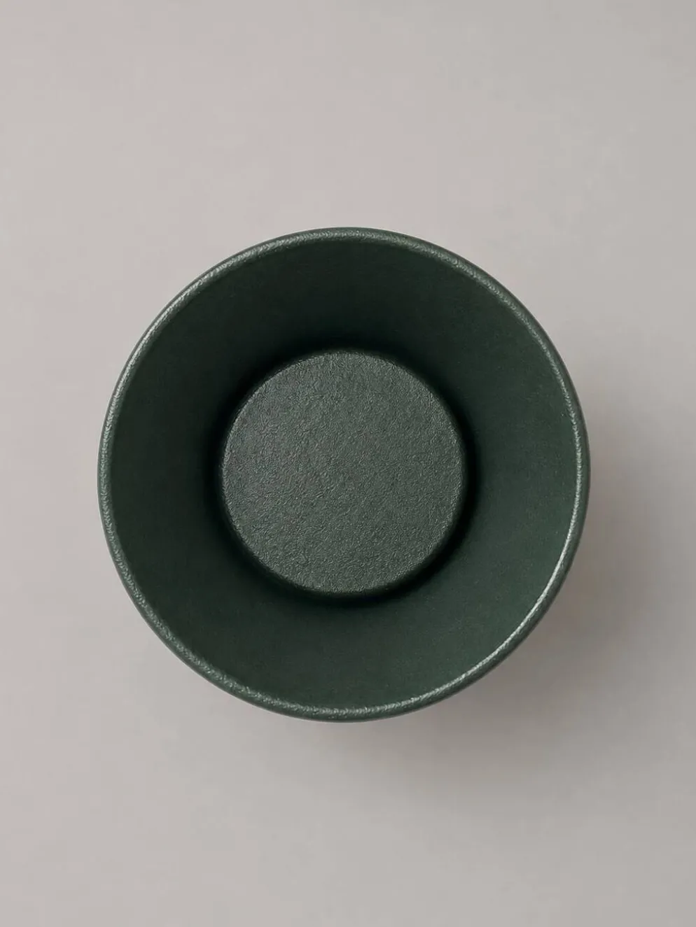 Kissul "kuromidori" (vert pin) - la tasse urushi moderne - kyoto, japon