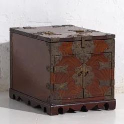 Kyōdai-bako japonais ancien en bois de keyaki avec miroir, période Meiji/Taishō (vers 1890-1925) #27