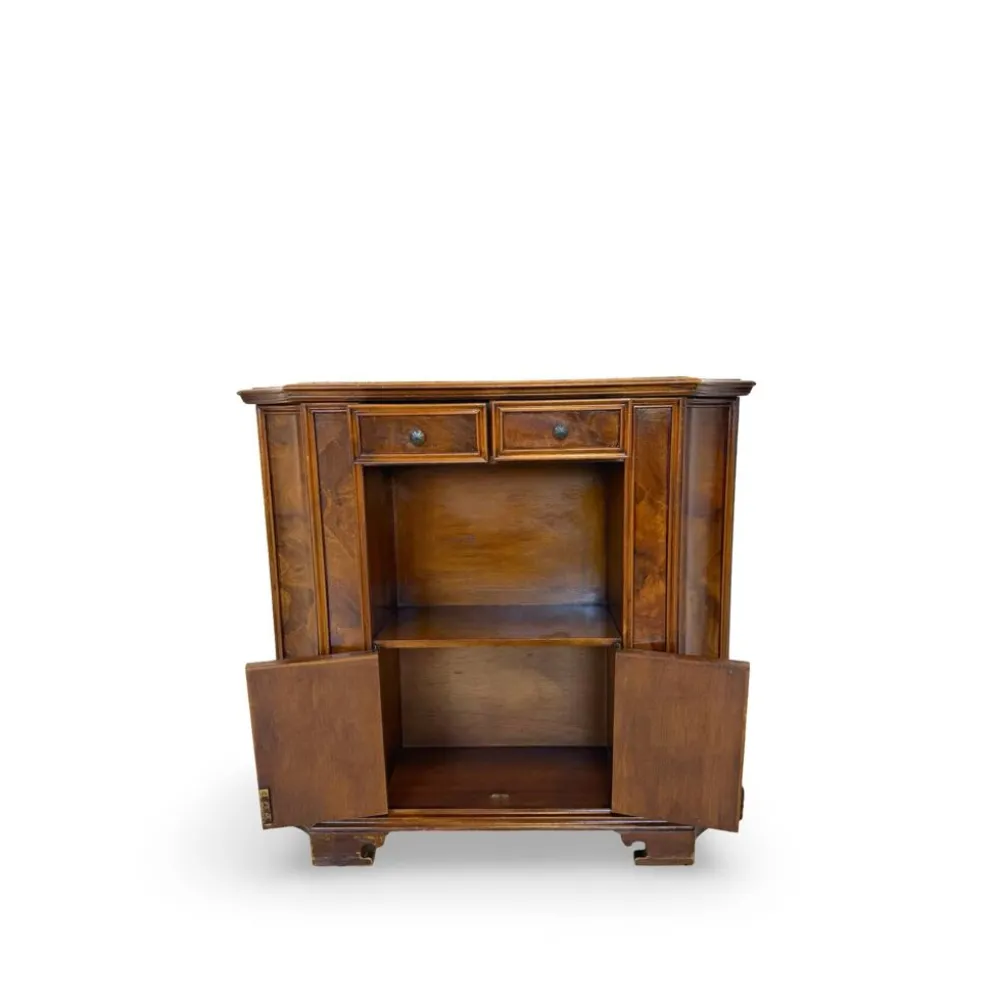 La console vintage élégante classique de Milan, années 1950/1960.
