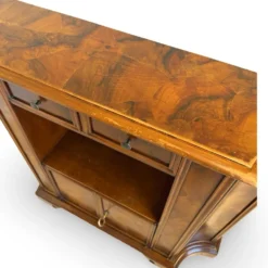 La console vintage élégante classique de Milan, années 1950/1960.
