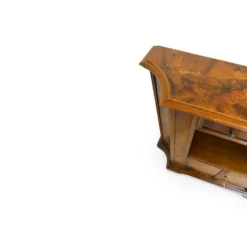 La console vintage élégante classique de Milan, années 1950/1960.