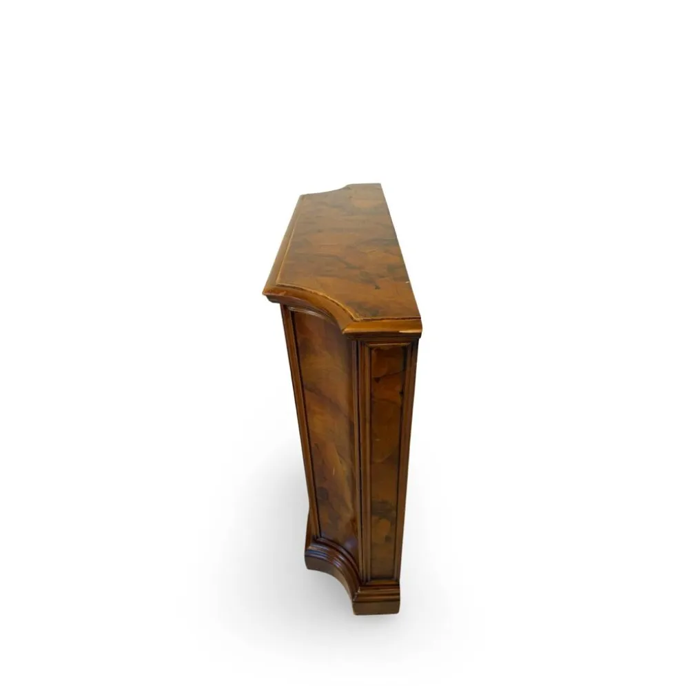 La console vintage élégante classique de Milan, années 1950/1960.