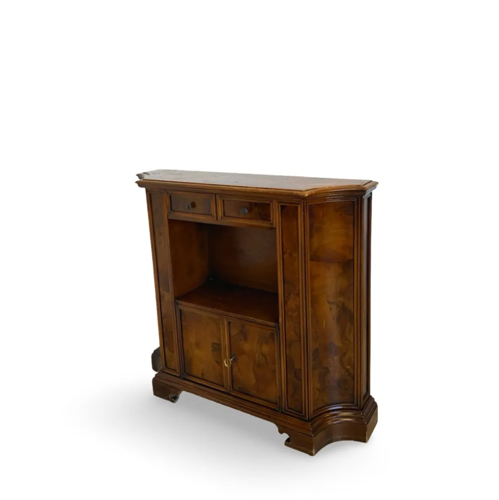La console vintage élégante classique de Milan, années 1950/1960.