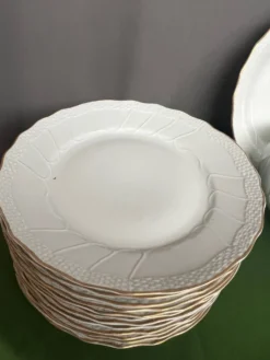 La porcelaine de Baudour. Service de table.