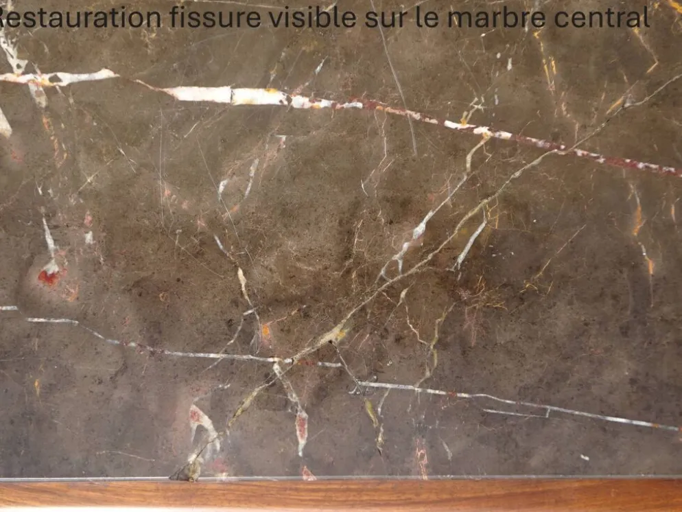 Large buffet en noyer massif, dessus en marbre noir