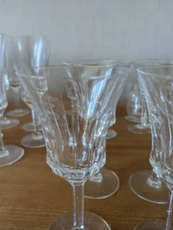Large 19-Piece Vintage Val Saint Lambert Crystal Glassware Set