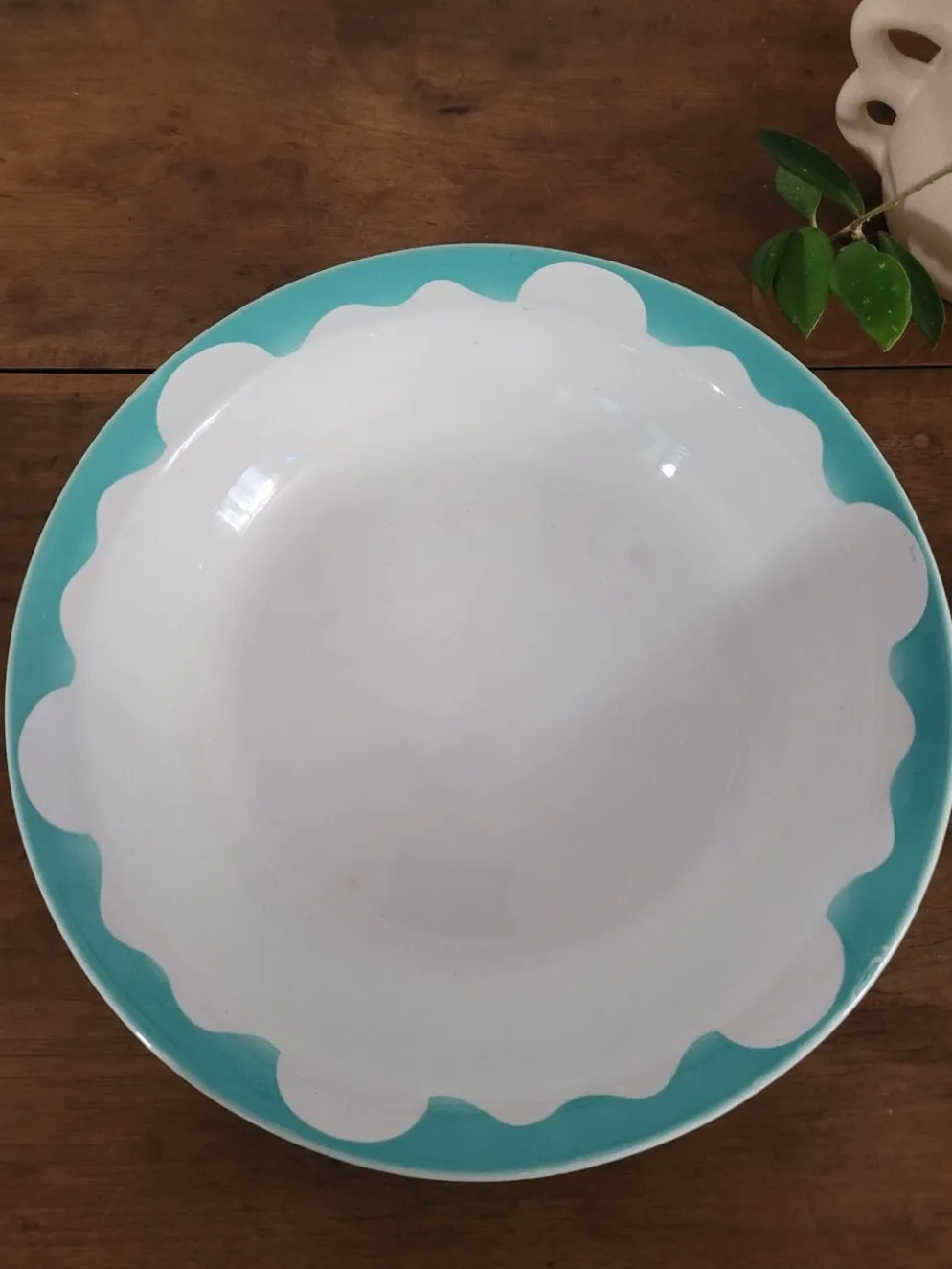 Large plat creux turquoise