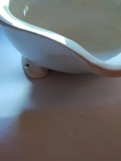 Lavabo de cabine origine paquebot en faïence craquelée