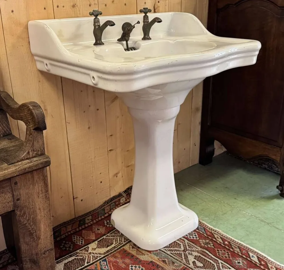 Lavabo sur pied début XXème