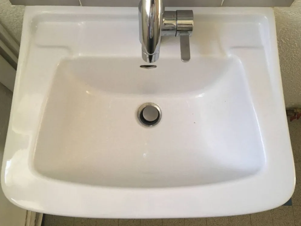 Lavabo sur pied porcelaine